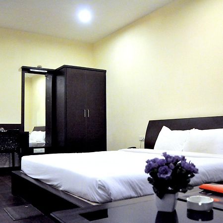 Jharsuguda Hotel Suncity Palace מראה חיצוני תמונה