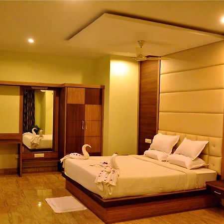 Jharsuguda Hotel Suncity Palace מראה חיצוני תמונה