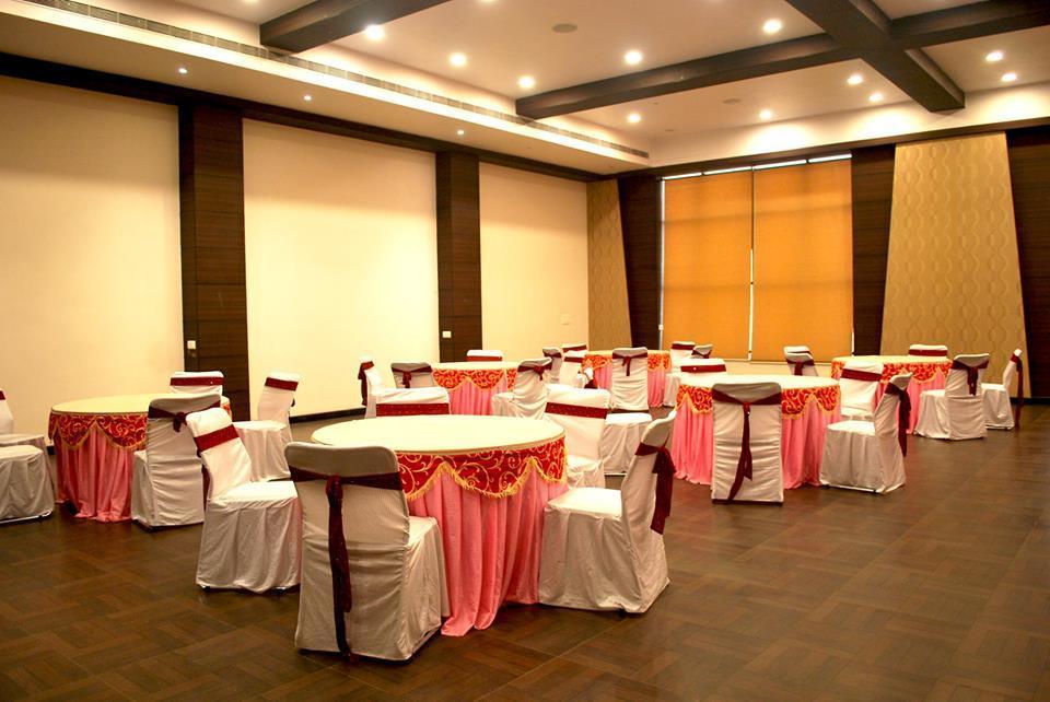 Jharsuguda Hotel Suncity Palace מראה חיצוני תמונה