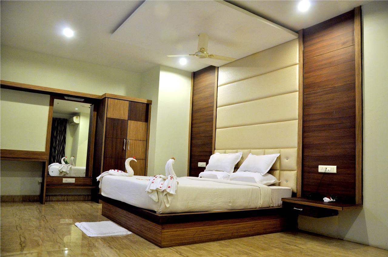 Jharsuguda Hotel Suncity Palace מראה חיצוני תמונה