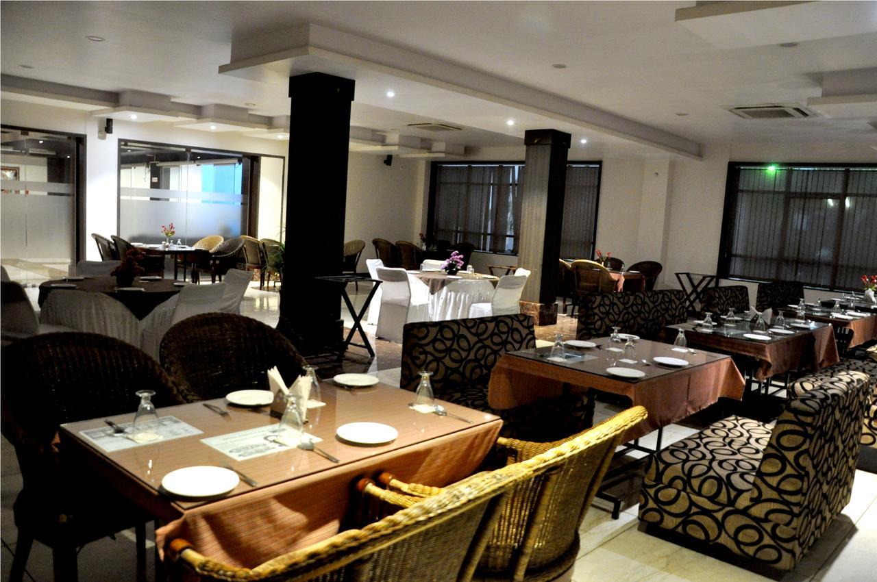 Jharsuguda Hotel Suncity Palace מראה חיצוני תמונה